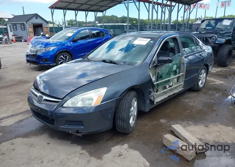 2007 Honda Accord 2.4 Ex z USA, uszkodzony, nr VIN 1HGCM56857A025834